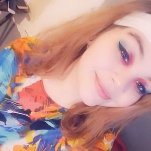 Meet your Posher, Candice